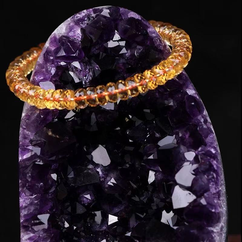 Oval amethyst