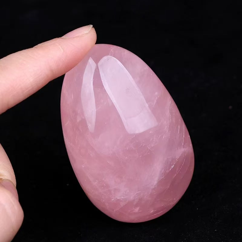 Natural pink crystal hibiscus stone portable play ornaments